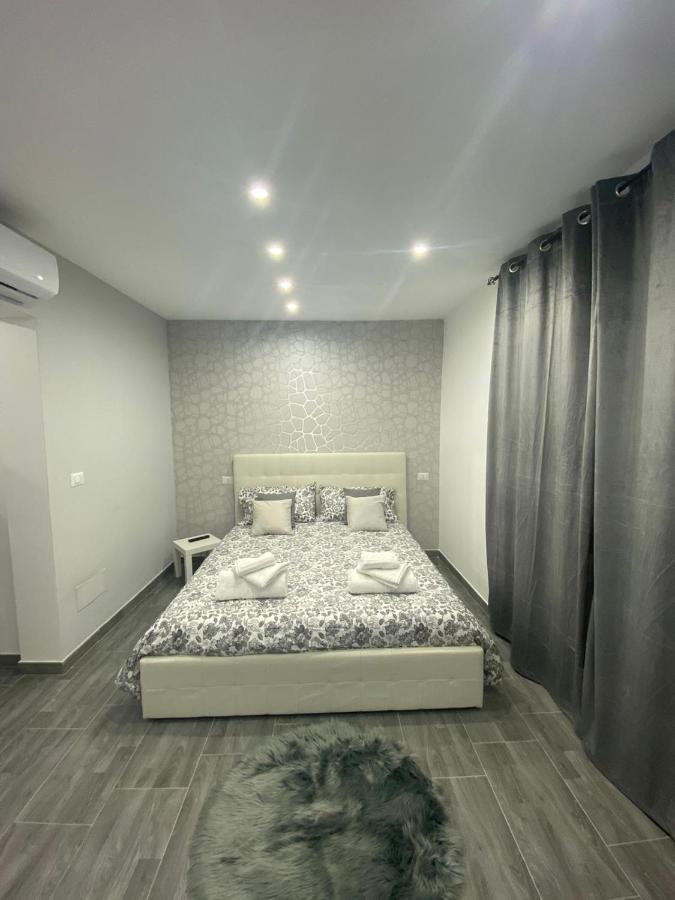 Suite Nicolai 165 Бари Экстерьер фото