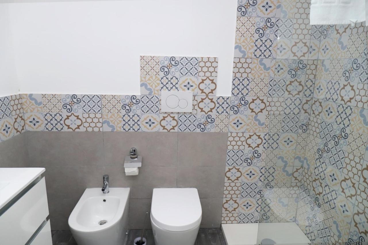 Suite Nicolai 165 Бари Экстерьер фото