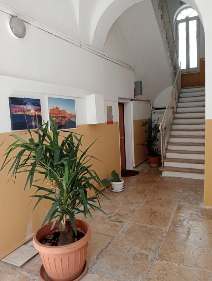 Suite Nicolai 165 Бари Экстерьер фото
